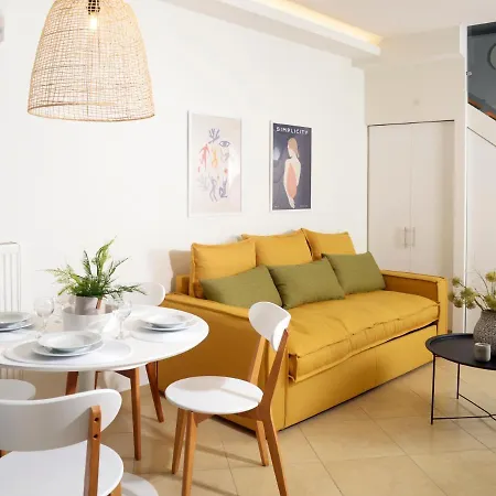A Tranquil Getaway With Garden- Close To Sea Appartement Kalamáta